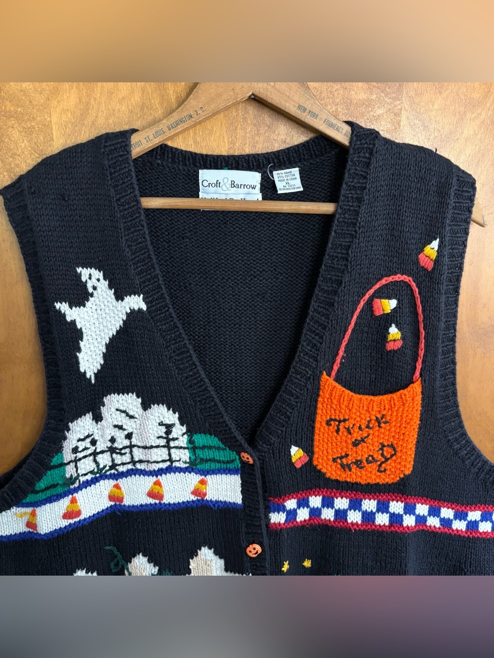 Vintage 90s Black Halloween Patchwork Embroidered Sweater Vest Pumpkin Ghost Y2K - Picture 3 of 11